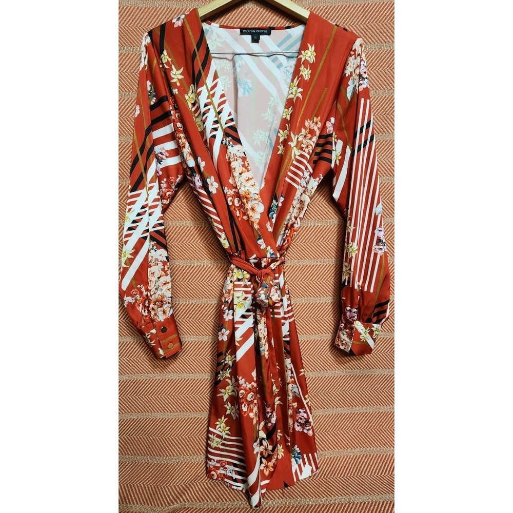 Boston Proper Sz L Red Wrap Long‎ Sleeve Tie Robe Satin Womans Sleep